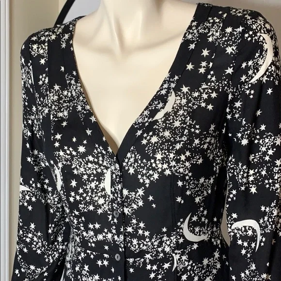 & Other Stories Cosmic stars and moon black white long sleeve dress NWT size 6 - Picture 5 of 10